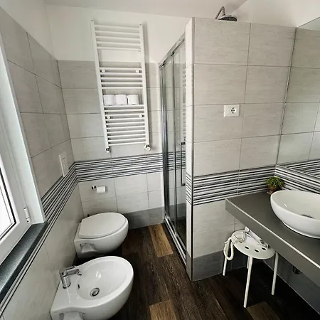 Garden By Casa Proto Maison d'hôtes